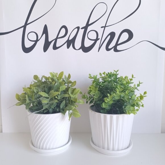 Decorative Modern Design Garden Planters | Set of 4 | 5.5"x4.7" | White Ceramic - Picture 5 of 8